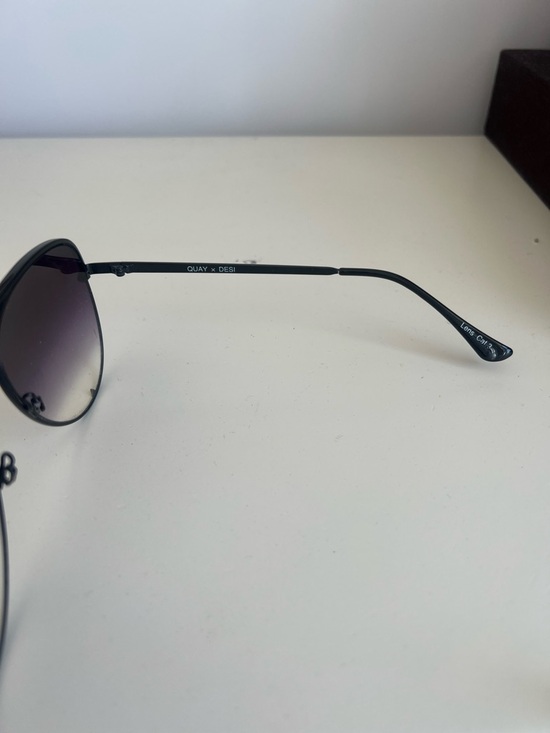 Quay Australia HIGH KEY Sunglasses main image 2